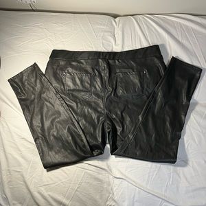 Terra & Sky Faux Leather Leggings